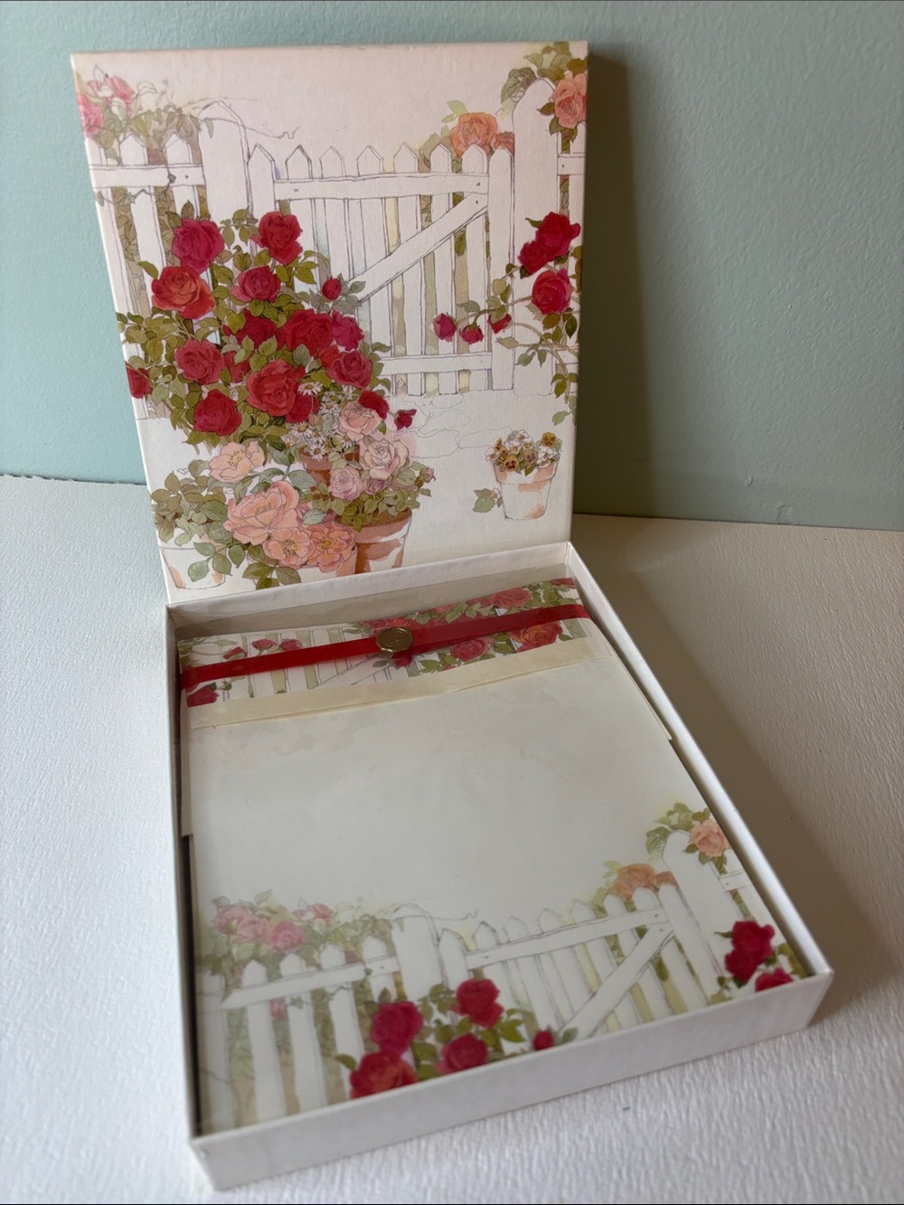 Vintage Floral Rose Garden Stationary